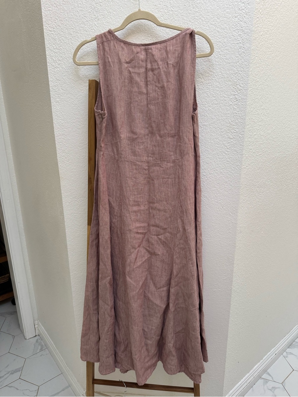 Poetry Yarn Dyed Linen V-Neck Maxi Dress in Red Minimalist Summer - Picture 7 of 16